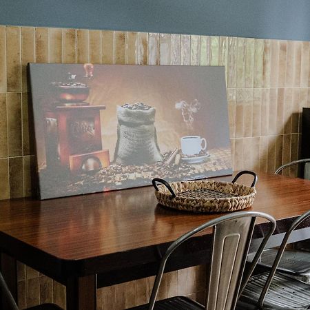 Genova Industrial Rooms Екстер'єр фото