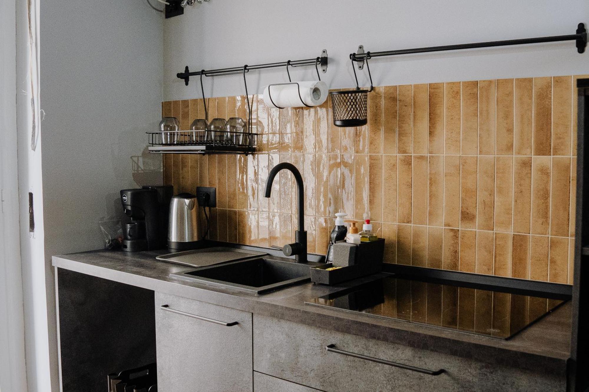 Genova Industrial Rooms Екстер'єр фото