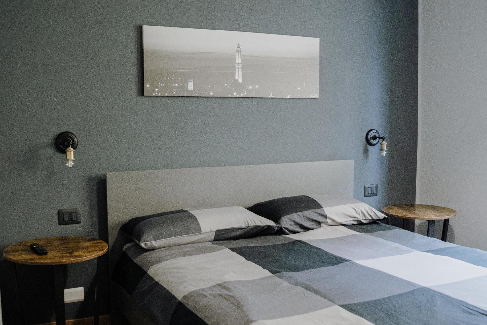 Genova Industrial Rooms Екстер'єр фото